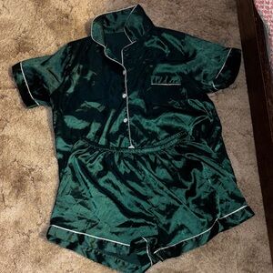 SHEIN Green Satin Short Pajama Set with White Piping